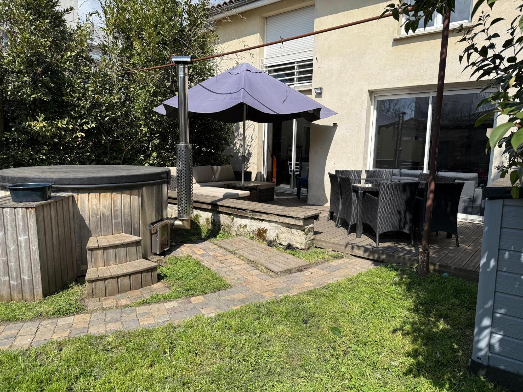 Du Calme En Pleine Jacuzzi Séjour chez l'habitant